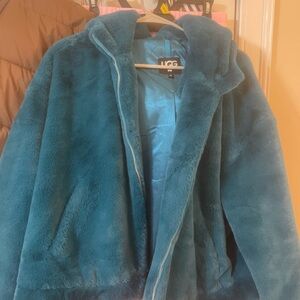 UGG Women's Deep Blue Teddy Jacket Mandy style. Beautiful like new and warm